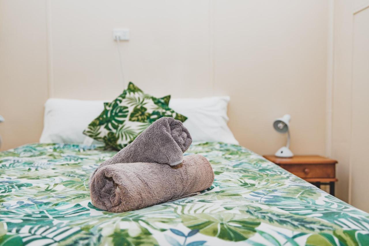 Dongara Hotel Motel Kültér fotó