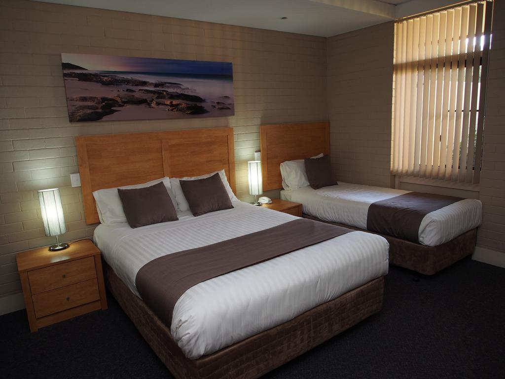 Dongara Hotel Motel Kültér fotó