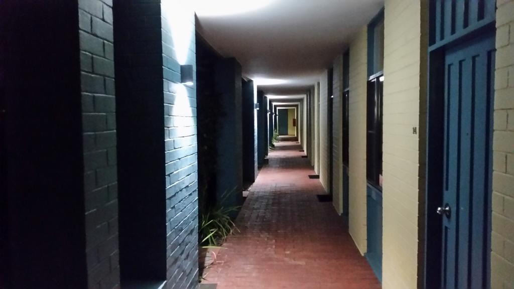 Dongara Hotel Motel Kültér fotó
