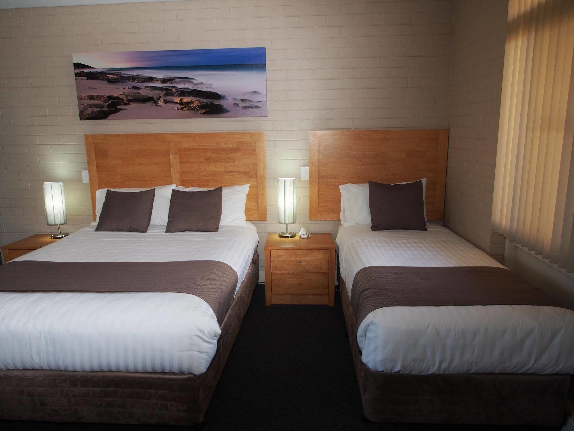 Dongara Hotel Motel Kültér fotó