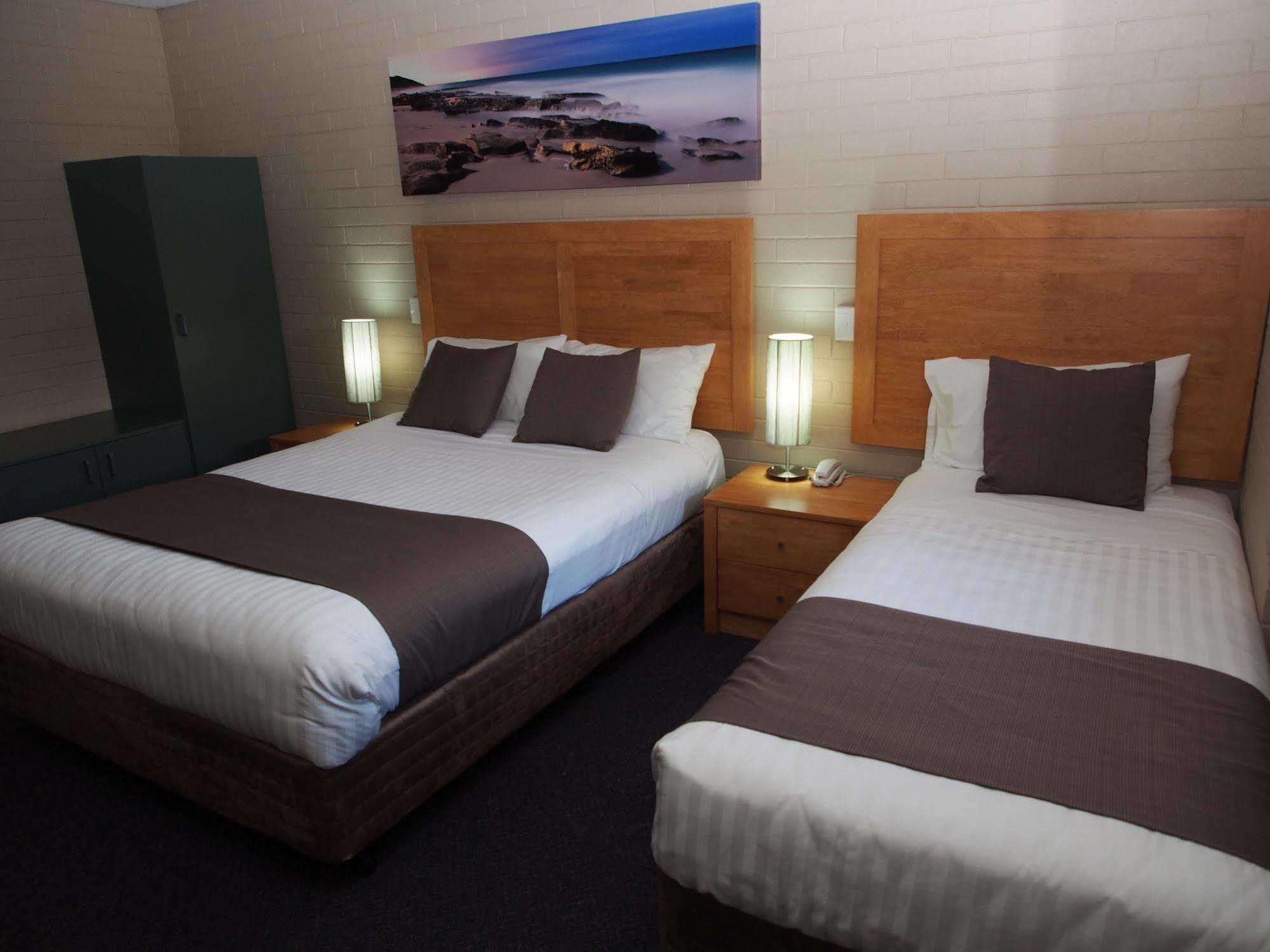 Dongara Hotel Motel Kültér fotó