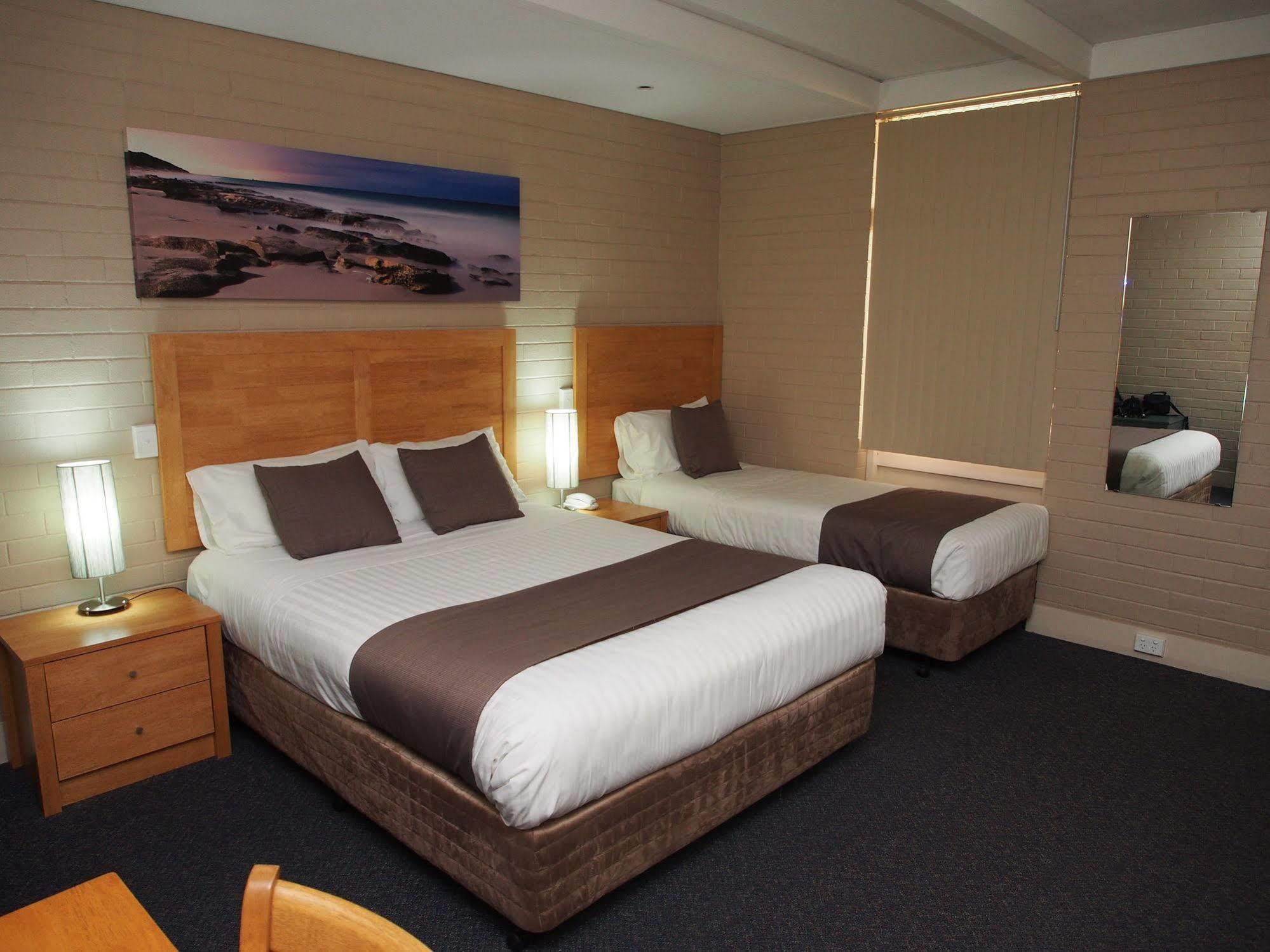 Dongara Hotel Motel Kültér fotó